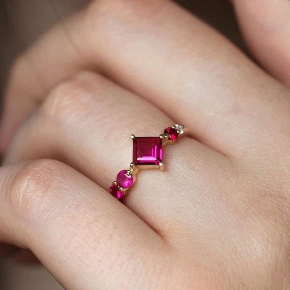 Dainty 18kt Gold Plated Geometric Ruby Topaz Ring size 5 - Picture 3 of 13